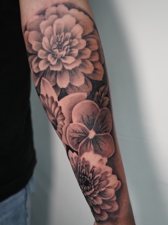 Custom birth flower tattoo by Charleigh Rae at Broadway Dept. Sacramento
