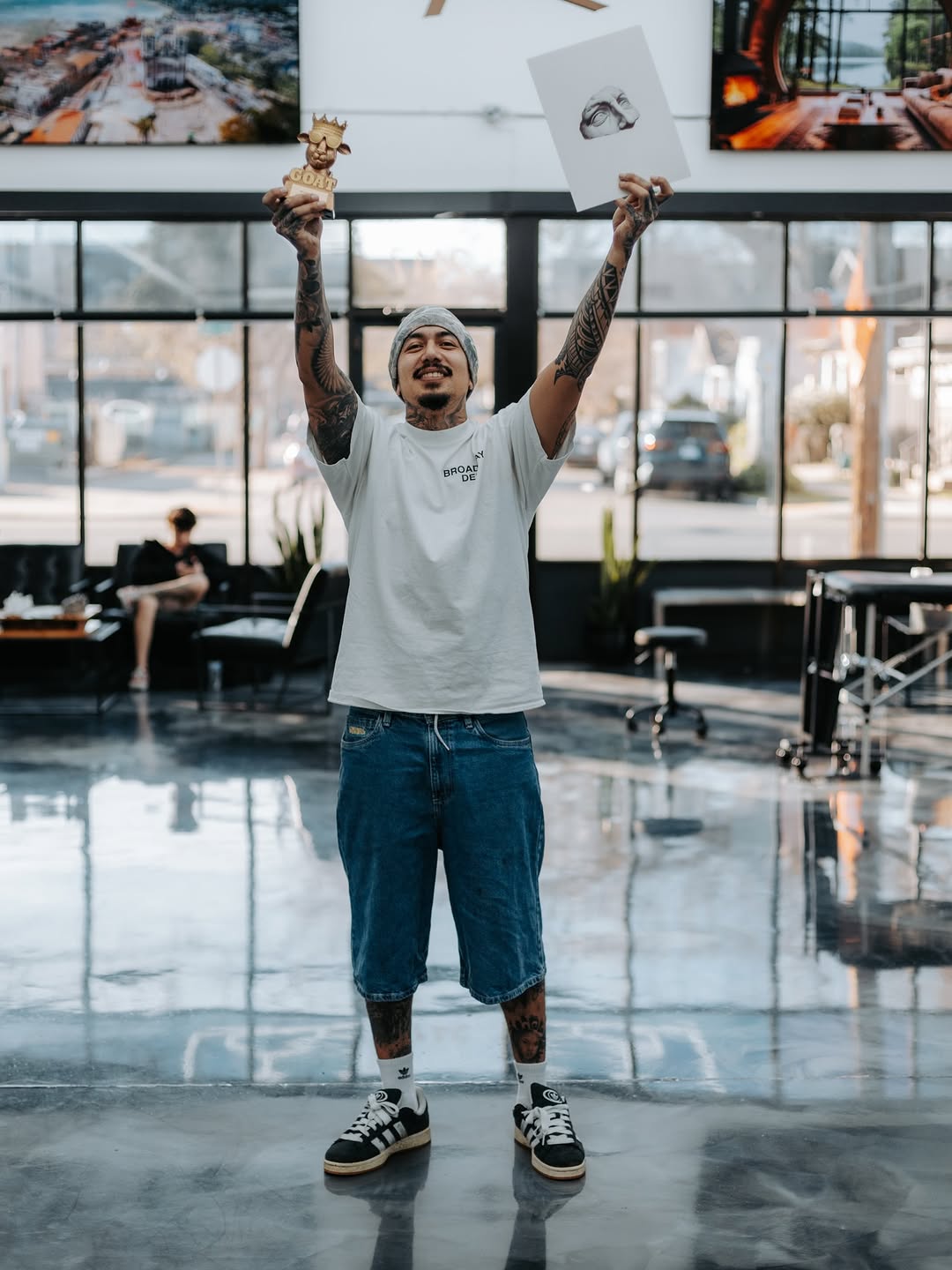 Adrian Idso Wins Broadway Dept. Weekly Drawing Competition in Midtown Sacramento