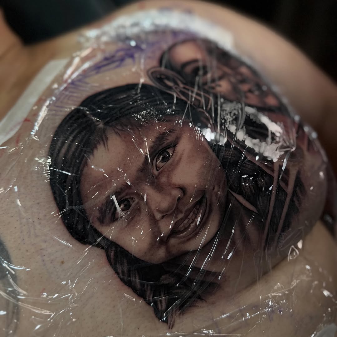 Mom and Daughter Portrait Tattoos by Bella Gomez in Midtown Sacramento